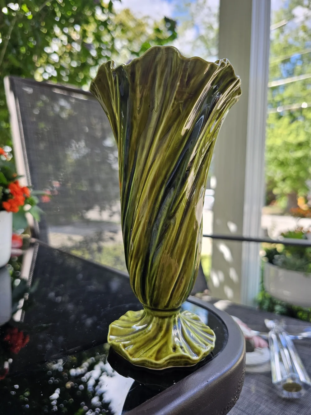 Vintage MCM Brody Sea Mist Green Swirl Ceramic Flower Vase Planter N-285